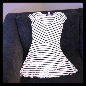 BLACK & WHITE STRIPED DRESS